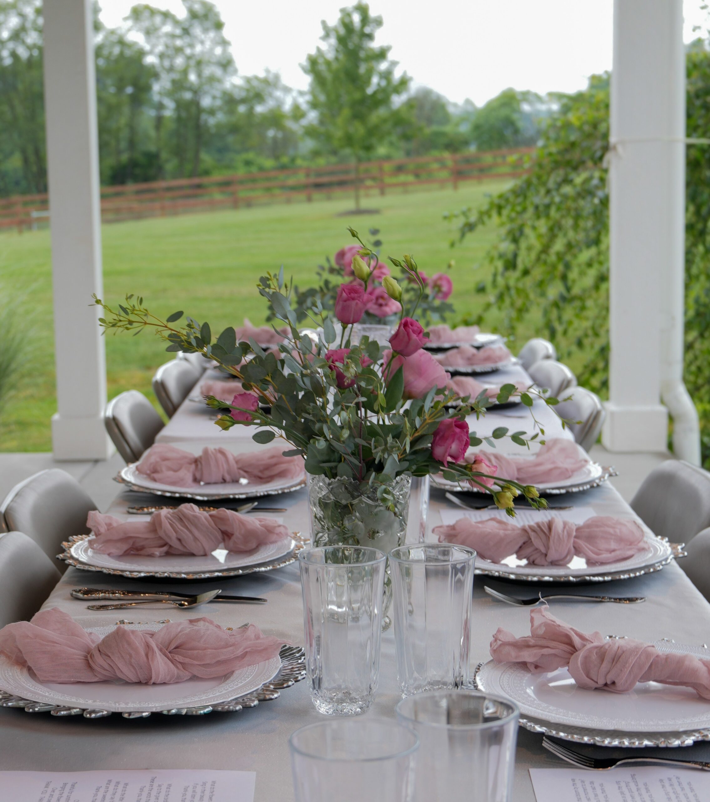 formal table setting for event with bouquet
